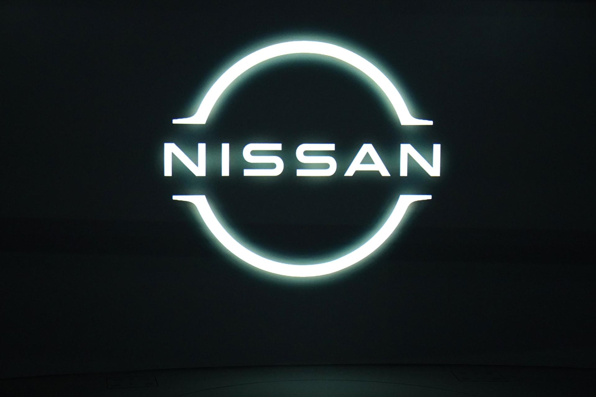 Nissanred 1